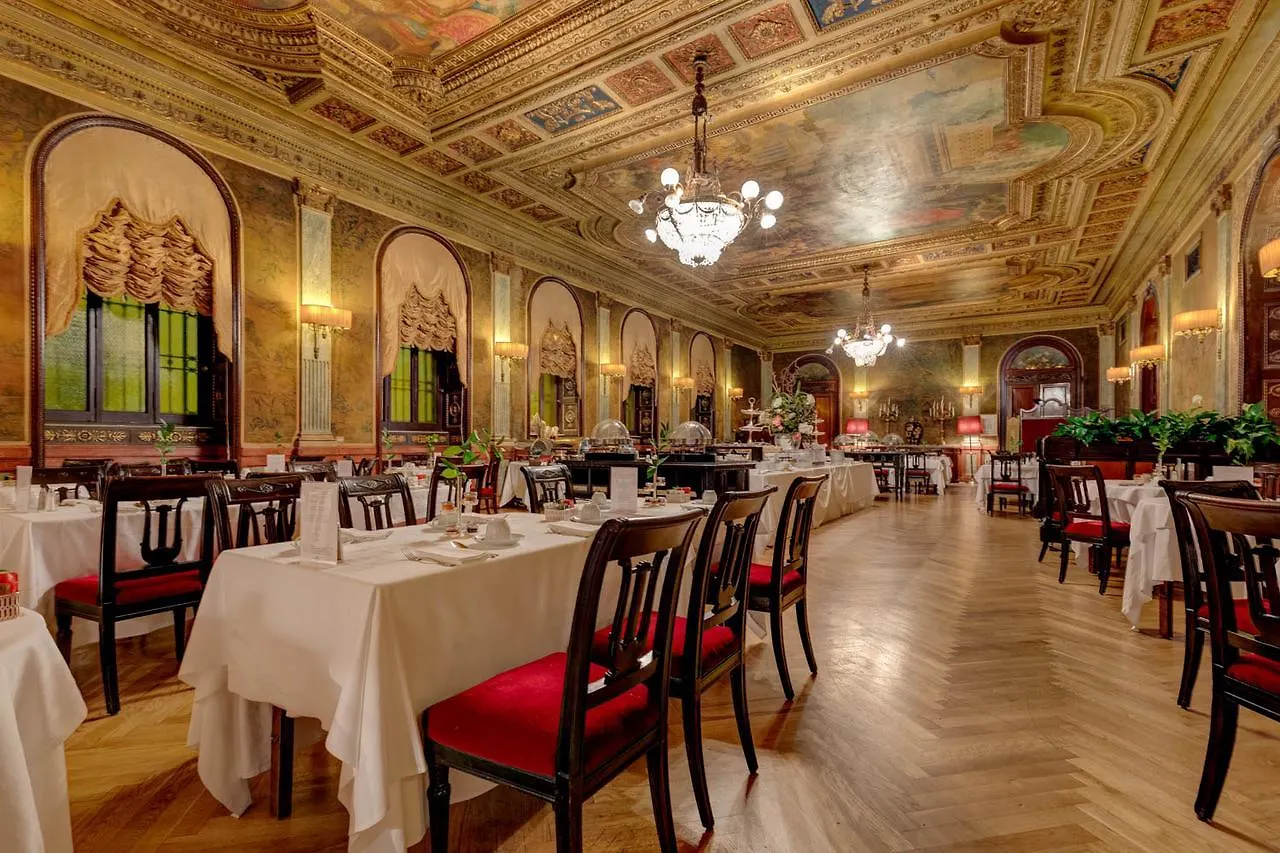 Grand Hotel Plaza Rome 5*,  Italy