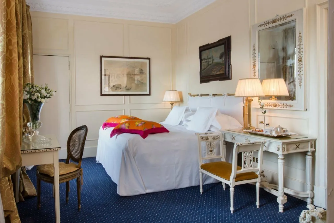 Grand Hotel Plaza Rome 5*,  Italy